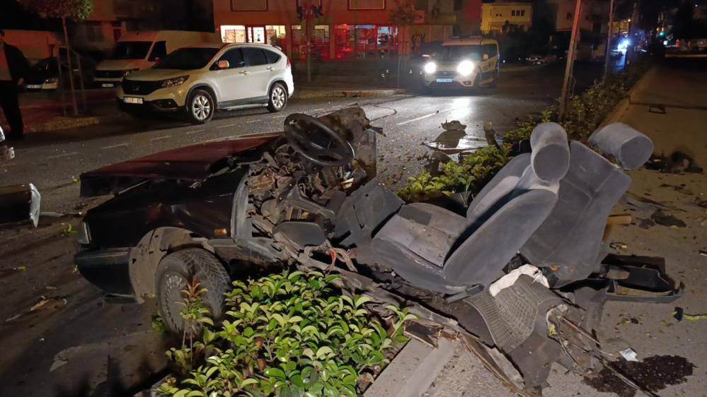 Feci kaza! İkiye bölünen otomobildeki Nazlı Eyisatır öldü 5